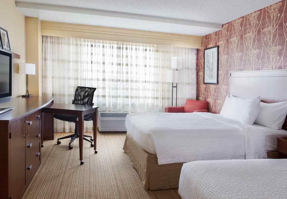 Courtyard By Marriott Denver Airport Exterior foto