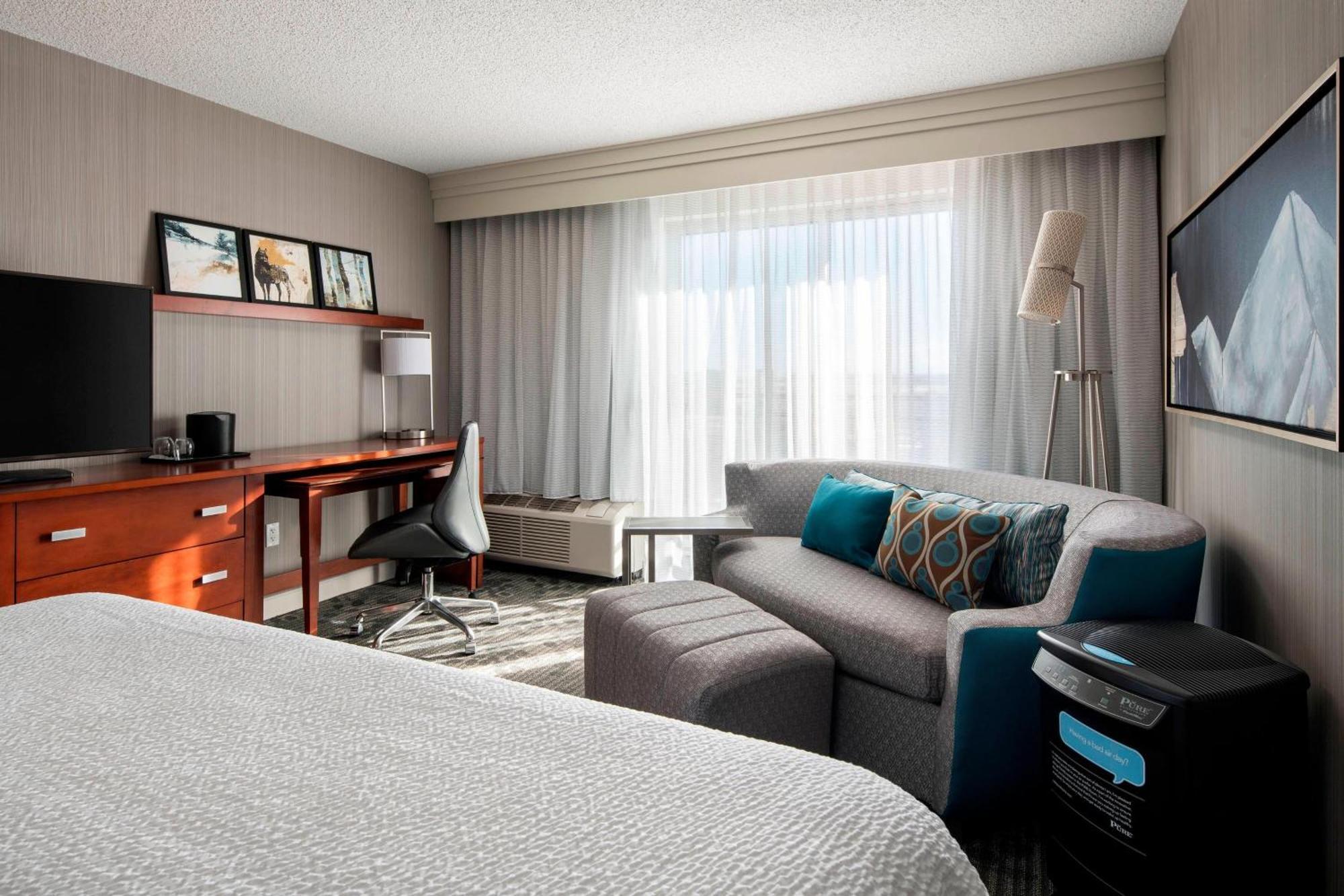 Courtyard By Marriott Denver Airport Exterior foto
