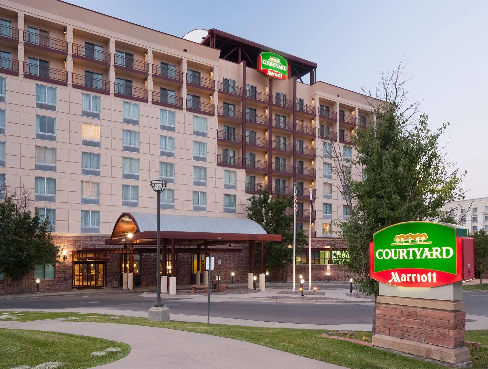 Courtyard By Marriott Denver Airport Exterior foto